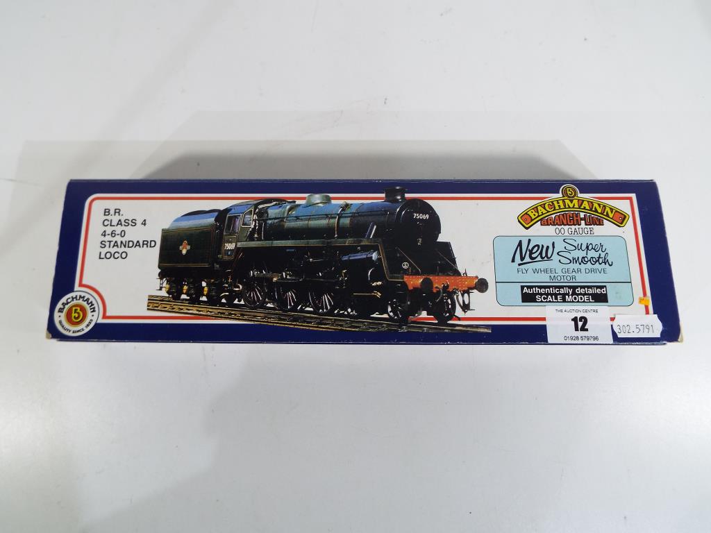 Model Railways - An OO gauge Bachmann model steam locomotive, 4-6-0 op no 75029 with tender, - Image 2 of 2