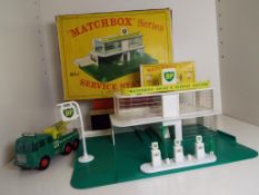 Matchbox Service Station MG-1, excellent in original box,