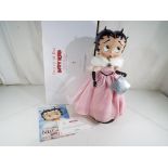 Betty Boop - a good quality Danbury Mint Betty Boop limited edition collectors doll entitled Belle