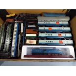 Model Railways - approx 25 pieces of OO gauge rolling stock to include passenger and goods - This