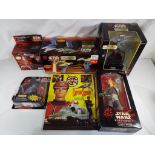 Star Wars - A Star Wars Episode I animated destroyer droid room alarm in original box,