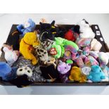 Ty Beanie Babies - a large quantity of Ty Beanie Babies bears and animals,