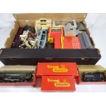 Model Railways OO gauge - seven Hornby boxed items of rolling stock, excellent in near mint boxes,