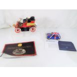 Franklin Mint - a Franklin Mint diecast model in 1:16 scale of the 1903 Ford Model A with