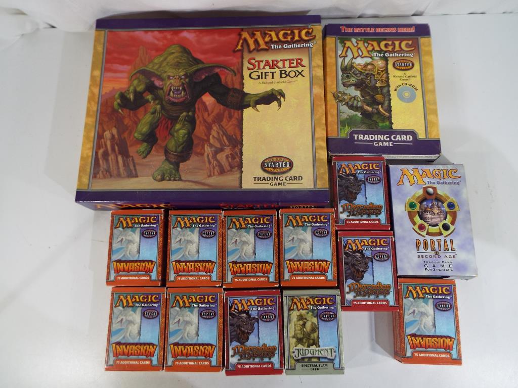 Magic The Gathering - A Magic the Gathering starter gift box,