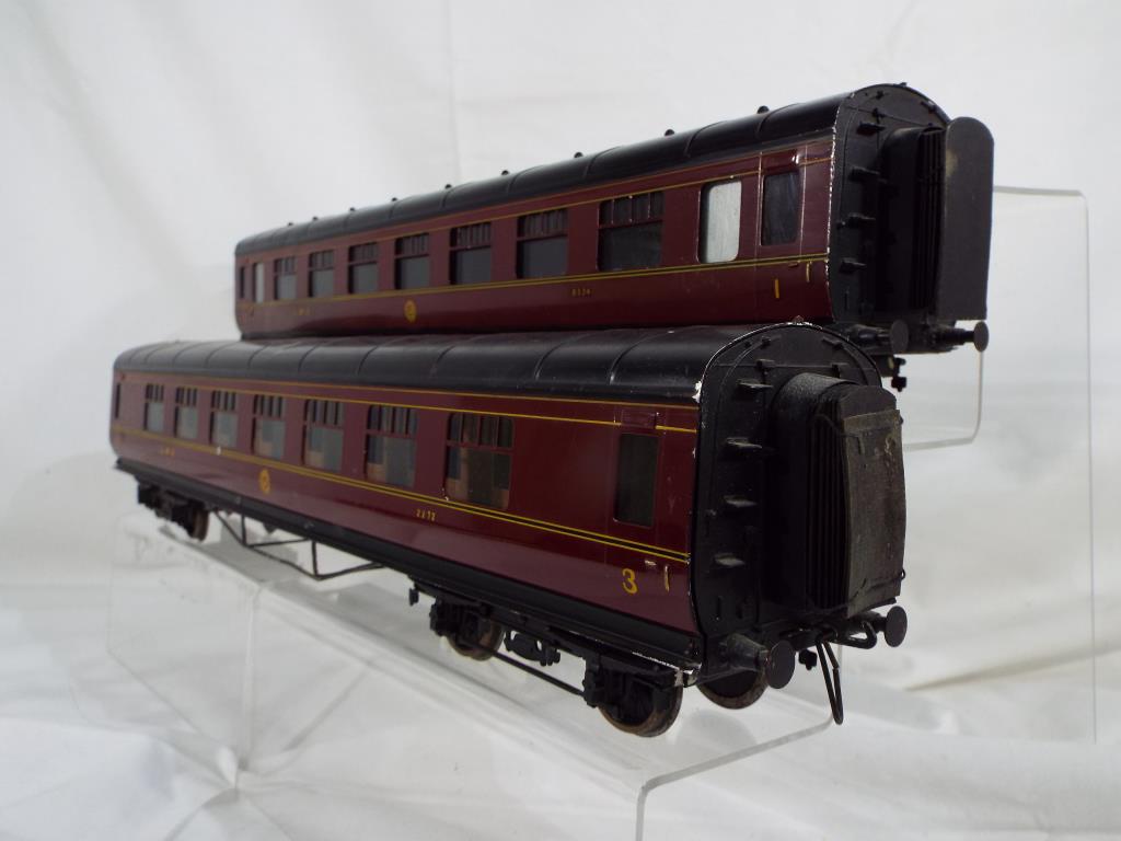 Model Railways - two unboxed Exley O gauge composite coaches in LMS livery, both in good condition. - Image 2 of 3