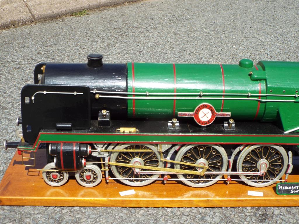 Handmade Southern region merchant navy steam loco No. 35018, named British India Line. - Image 3 of 8