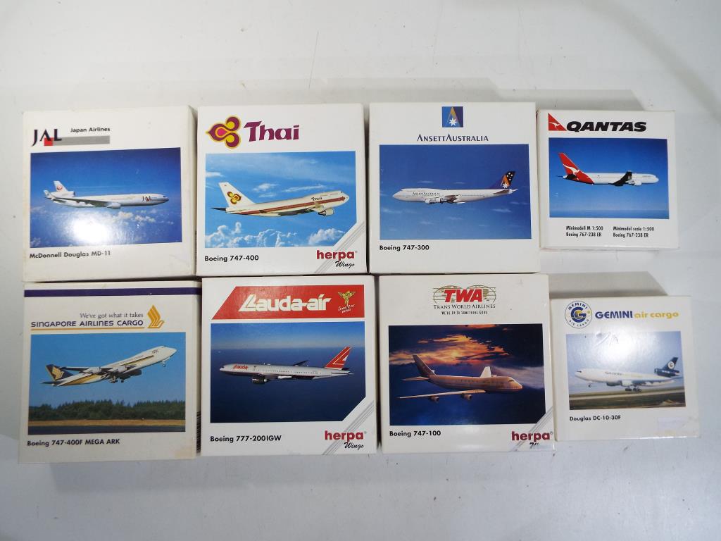 Herpa - eight boxed diecast airplanes in 1:500 scale comprising 504270, 50098, 503372, 500616,