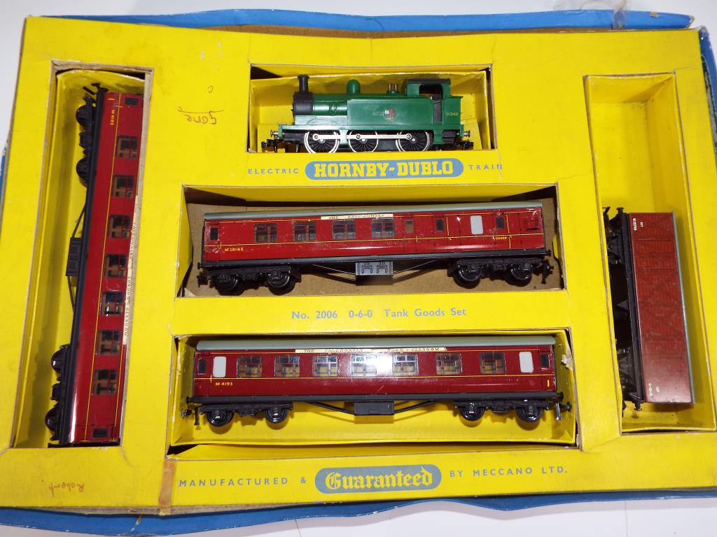 Model Railways - Hornby Dublo OO gauge two rail electric train sets ref# 2006, contents VG,