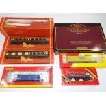Model Railways - seven Hornby OO gauge items in original boxes comprising #R764, #R763, #R6424,