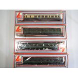 Model Railways - a Lima OO gauge three car DMU in green livery also including a GWR real car,