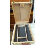 A small artists easel box