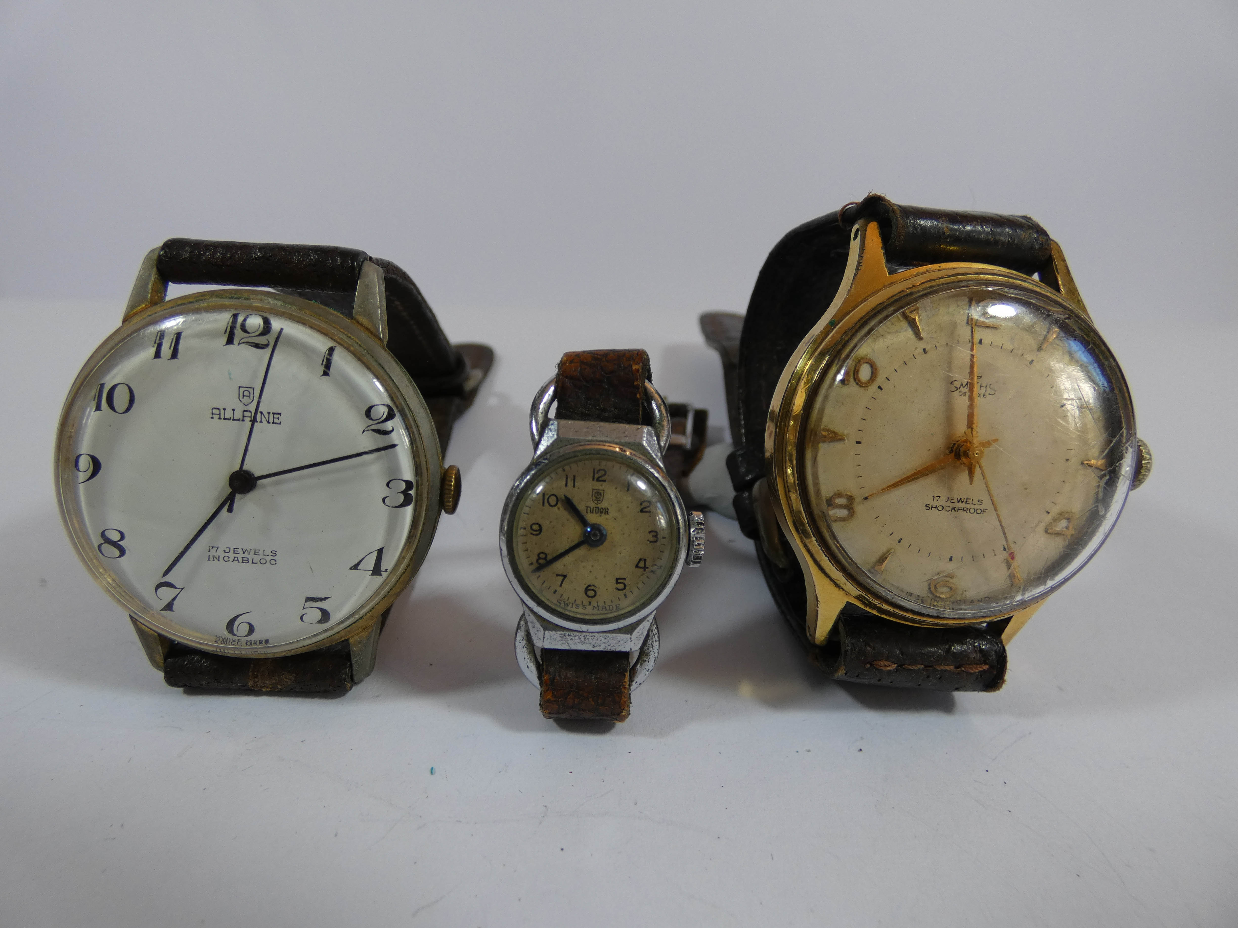 A collection of three vintage watches to include: Smiths Deluxe, - Image 3 of 4