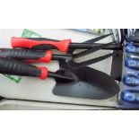 A new heavy duty hand trowel,