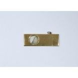 Hallmarked 9ct yellow gold gentlemen's cigar cutter