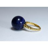 Unusual ladies 18ct gold dress ring with interchangeable agate/marble tops,