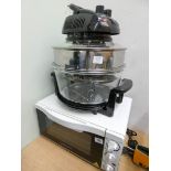 A Cookworks table top grill and a halogen cooker