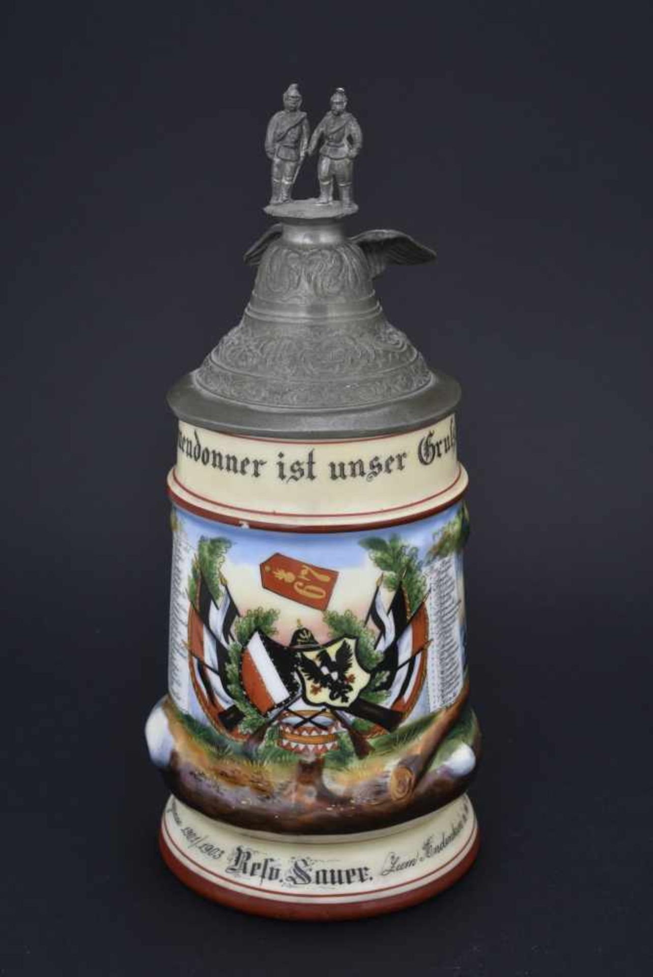 Chope du BD 3 Battr 2 Unt Els Feld Art Regt N°67 Haguenau. Chope en porcelaine d'1/2 litre,