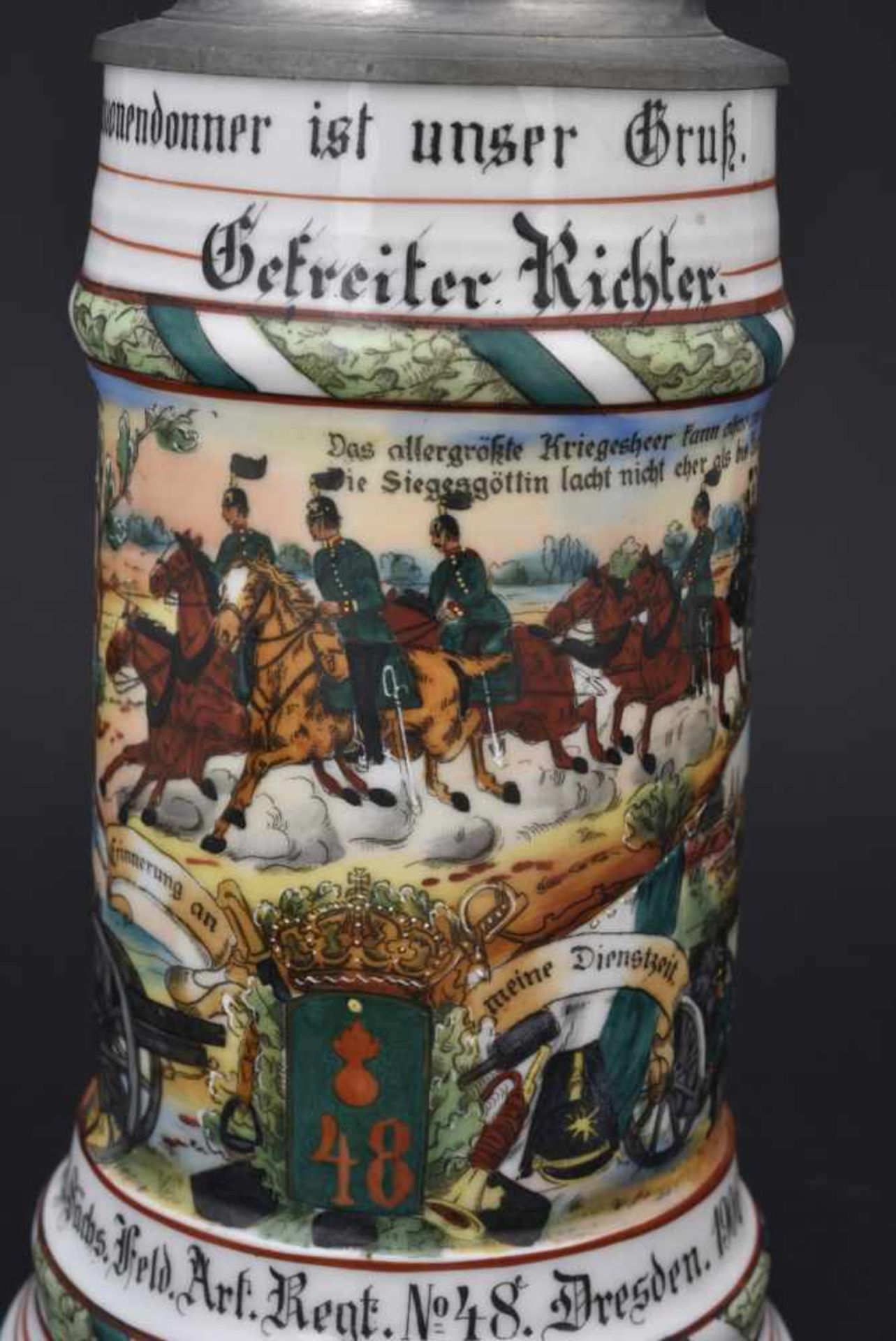 Chope du 1 Battr 4 Kgl Sächs Feld Art Regt N°48 Dresden En porcelaine blanche d'1/2 litre, richement - Bild 2 aus 4