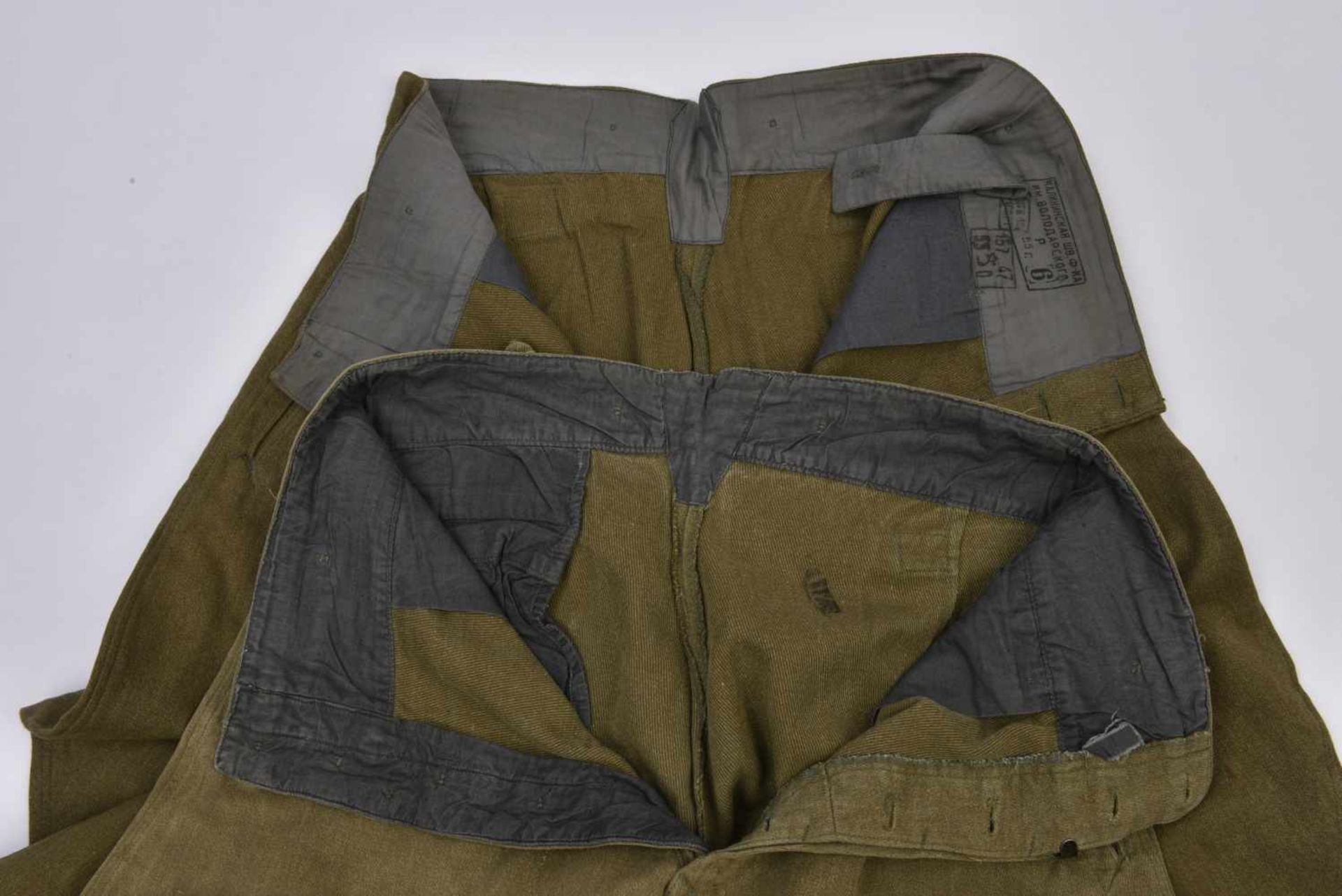 2 culottes troupes, après-guerre Bonne taille, bon état. Idéal pour la reconstitution. 2 trousers - Bild 3 aus 3