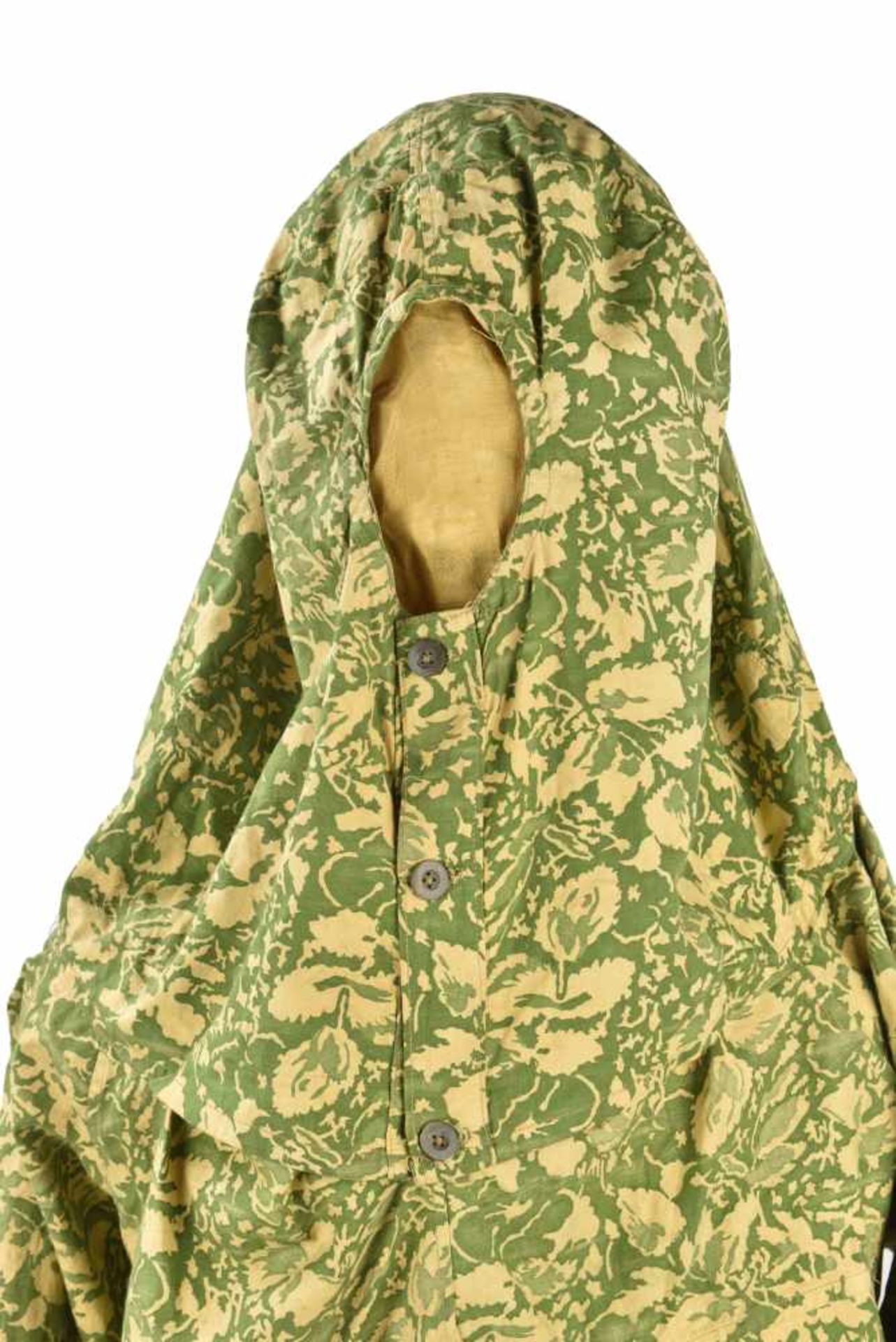 Tenue camouflée petites feuilles 1943 comprenant chasuble avec sa voilette et culotte. Les deux - Bild 3 aus 4