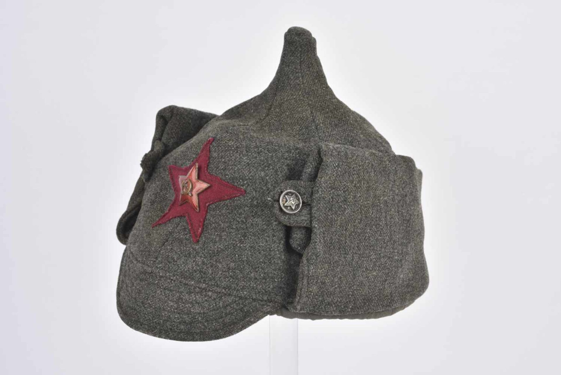 Budyonovka M.27, pour l'infanterie Complète avec étoile en tissu framboise, sur laquelle est