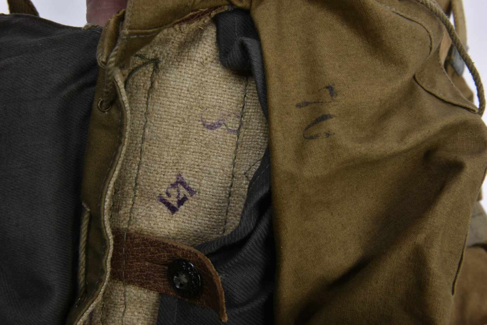 Sac à dos M.41 complet avec toutes ses sangles intégrées. NEUF. Un des sac à dos de l'Armée Rouge le - Bild 2 aus 4