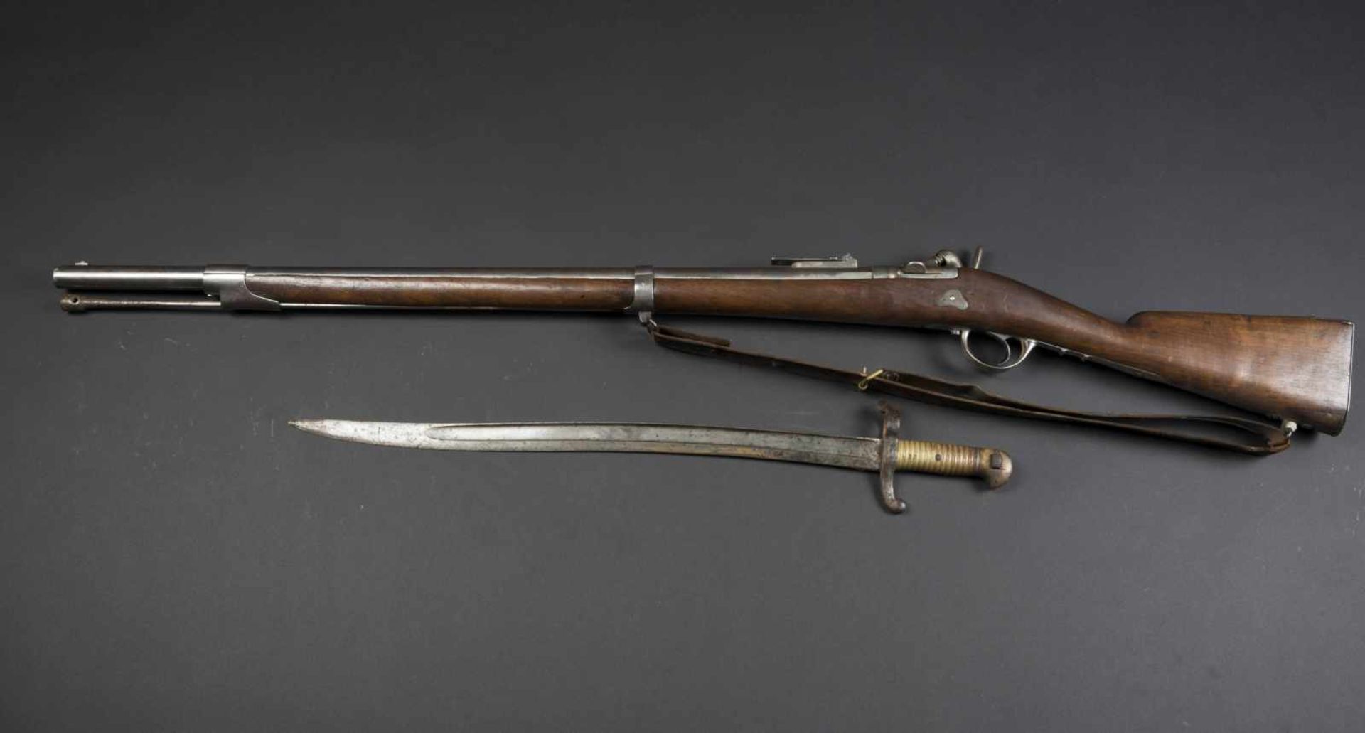 Carabine de Chasseur modèle 1867, système à tabatière. Platine de la Manufacture impériale de Tulle. - Bild 4 aus 4