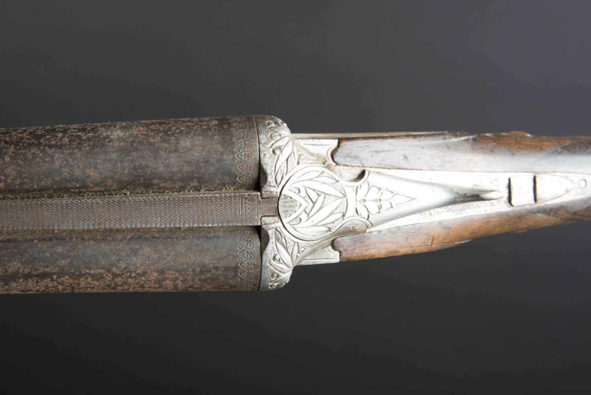 Fusil de chasse Catégorie C Canon Heurtier, numéro 826, crosse bois, légèrement ciselé. Forte - Image 4 of 4