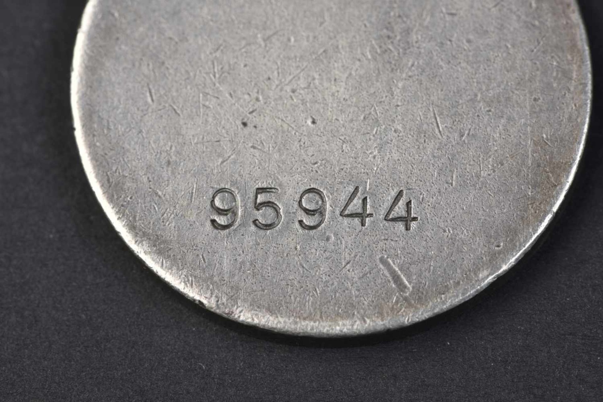 Médaille pour le mérite au combat, type 1, n° 95944 attribuée le 22 septembre 1942 au Major AMELIN - Bild 3 aus 3