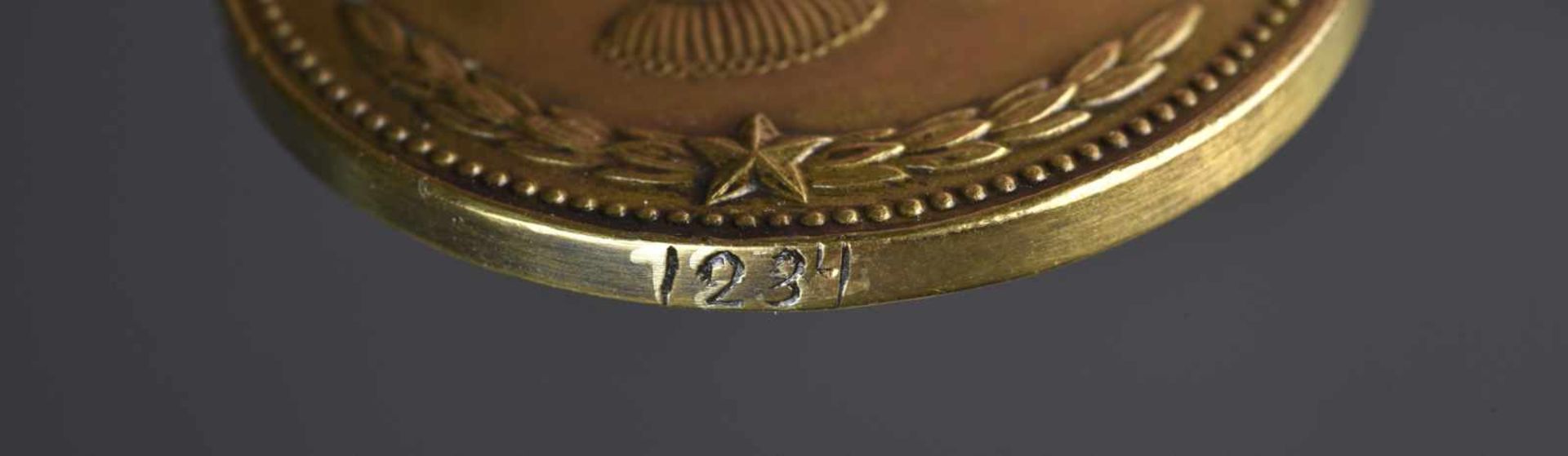 Médaille de Nakhimov n° 1234 attribuée à FADEEV Vladimir Petrovich le 09 mars 1945. Les recherches - Bild 3 aus 3