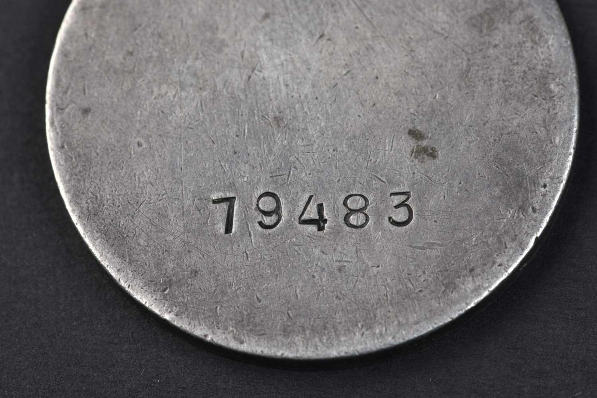 Médaille pour la Bravoure n° 79483, type 1, avec une rare attribution en date du 01 septembre 1942 - Bild 3 aus 3