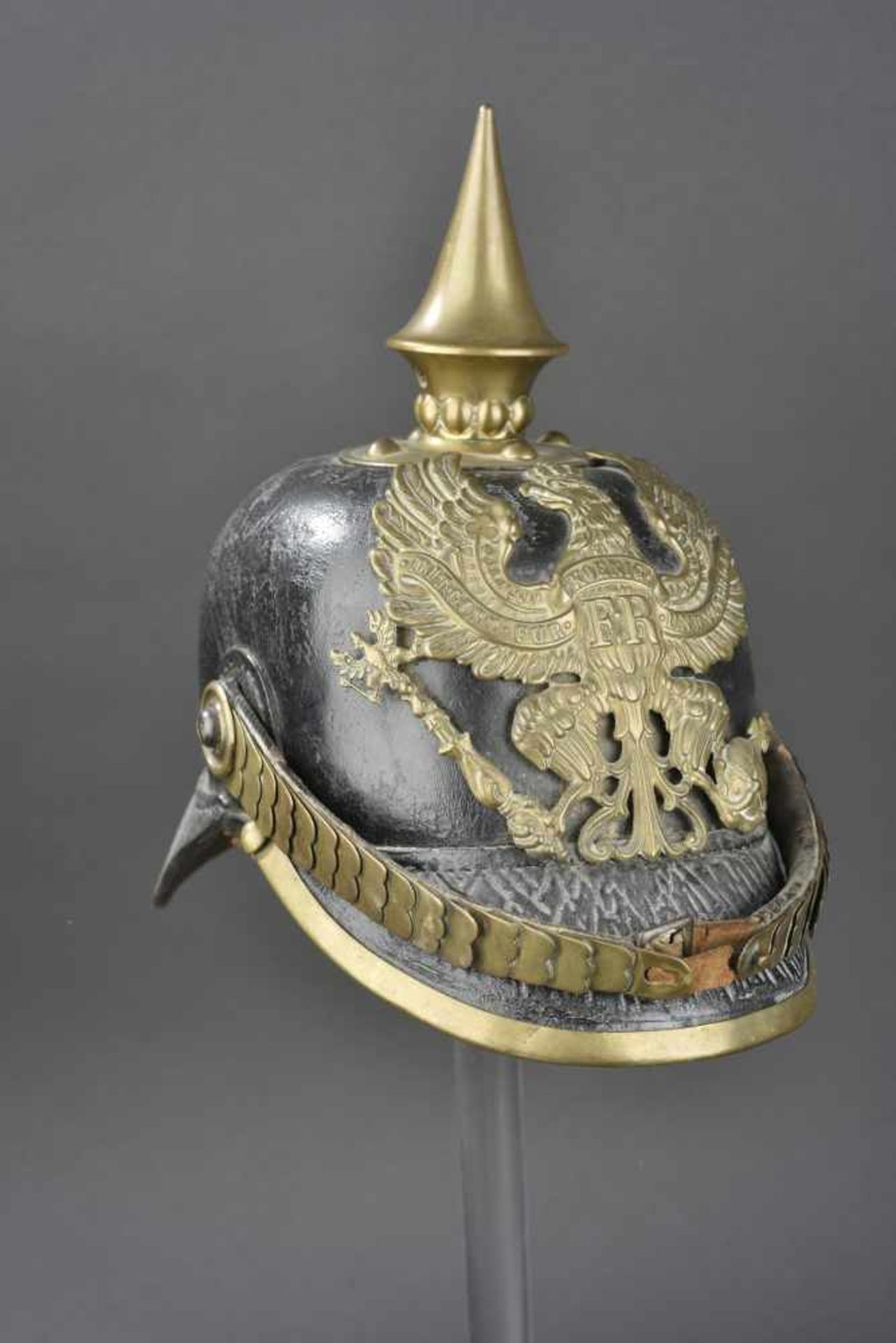 PRUSSE Casque à pointe de troupe de linfanterie Prussienne, modèle 1867/71 Ce type de casque a - Bild 2 aus 4