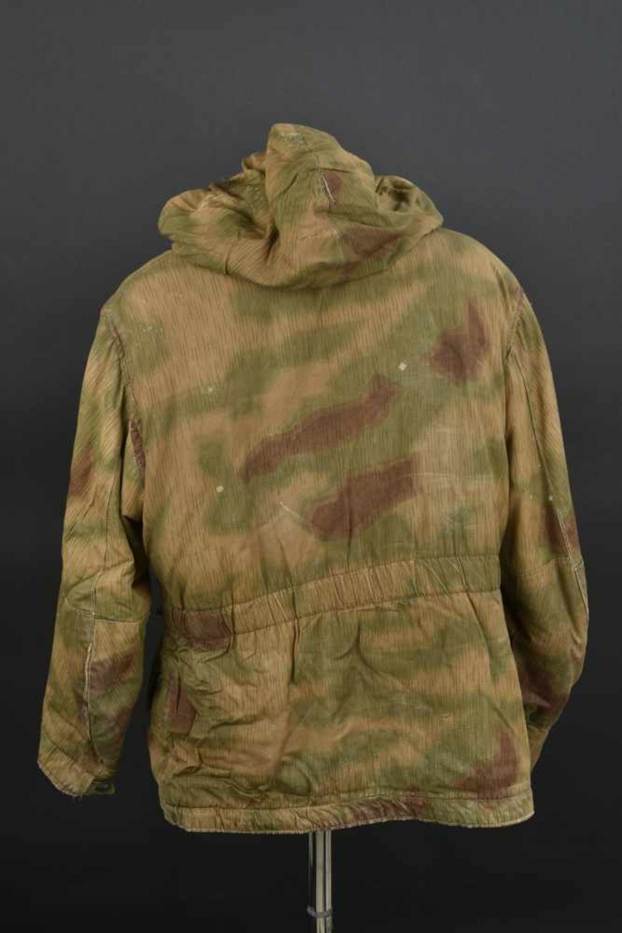 Parka camouflé floue de la Heer En tissu camouflé flou, tous les boutons sont présents. Ceinture - Bild 2 aus 4