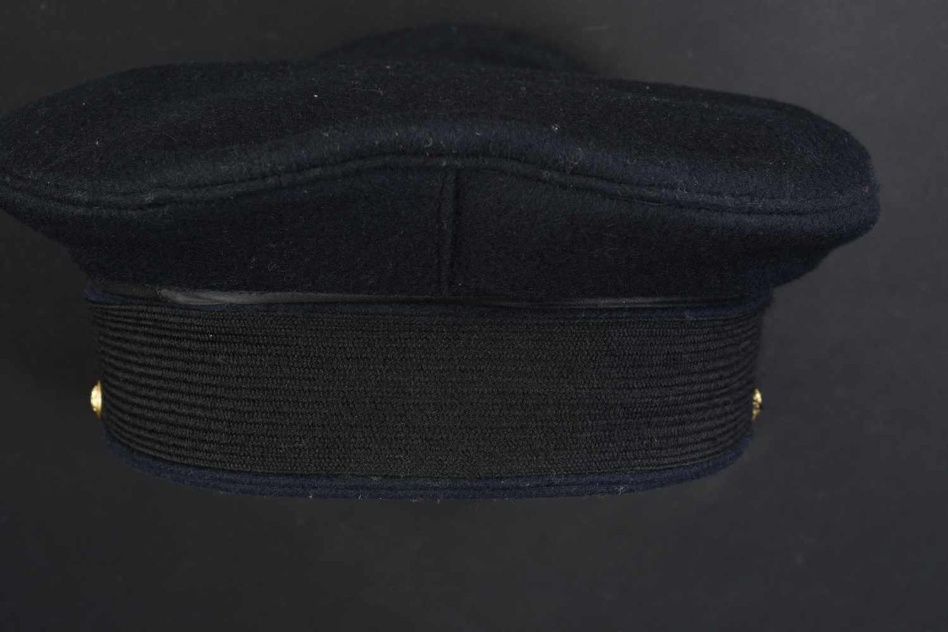 Casquette d'officier supérieur de la Kriegsmarine dans sa boite de transport d'origine En drap - Bild 2 aus 4