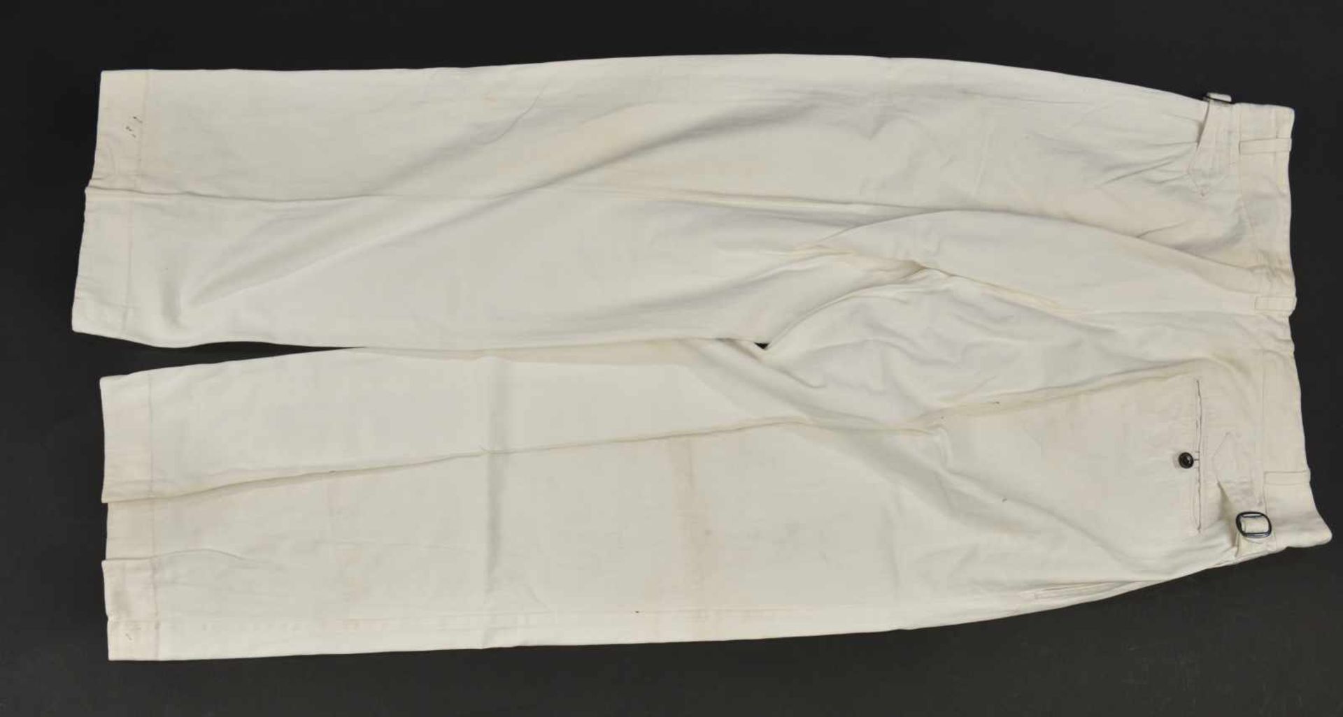 Pantalon blanc d'officier de la Kriegsmarine En tissu coton blanc, tous les boutons sont présents. - Bild 3 aus 3