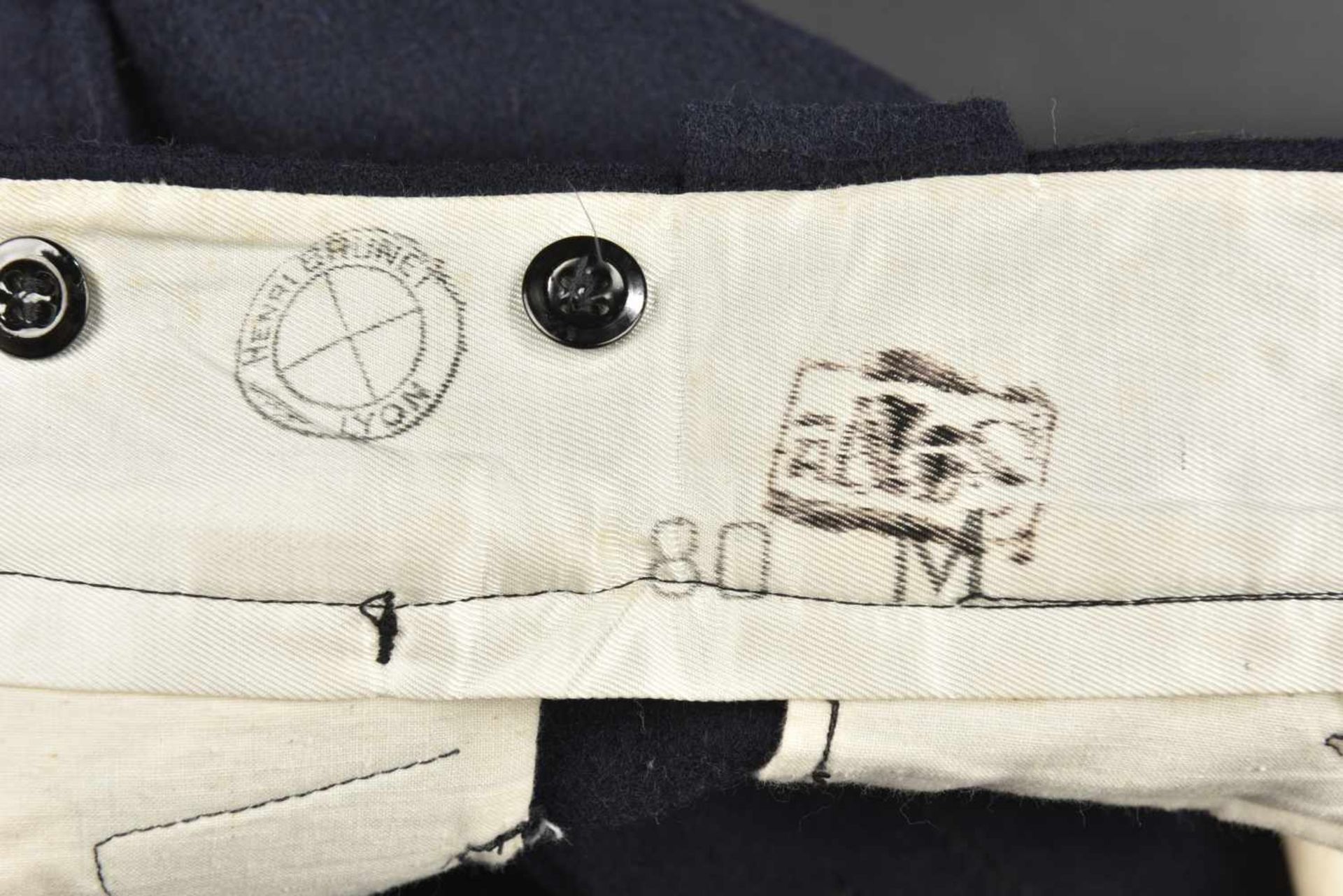 Pantalon d'officier de la Kriegsmarine fabriqué à Lyon En drap de laine bleu marine, tous les - Bild 2 aus 4