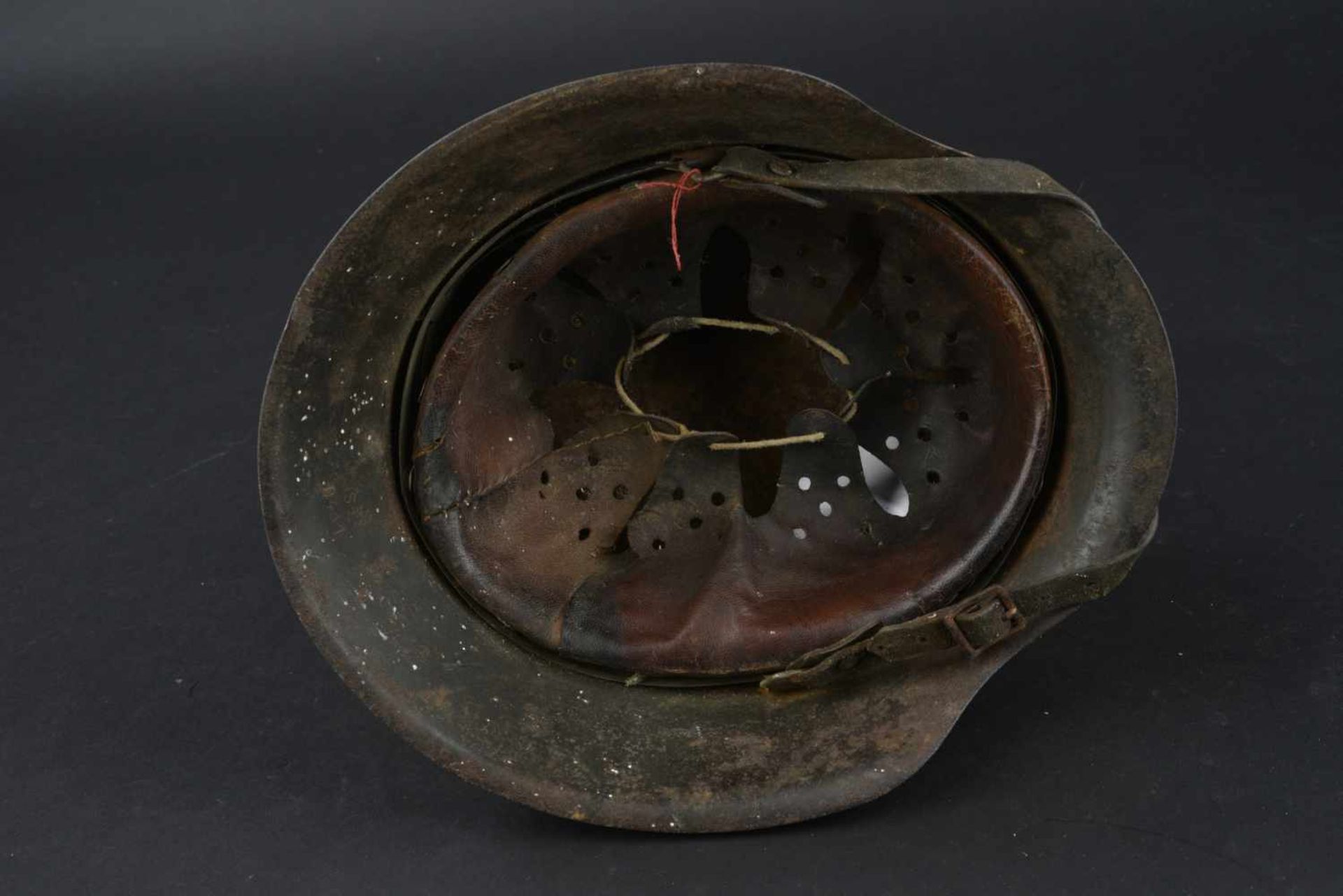 Casque nominatif de la Heer provenant de Rouen Modèle 42, fabrication NS 64, numéro de lot D461. - Bild 3 aus 4