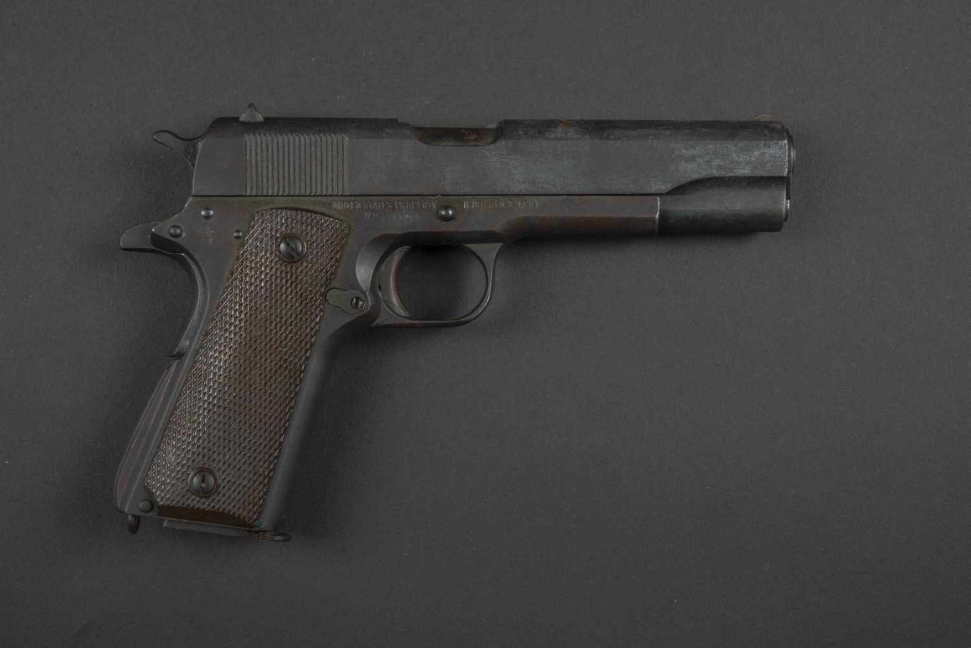 Pistolet Colt 45 neutralisé Catégorie C9 Arme présentant quelques marques d'usures et d'oxydation. - Bild 2 aus 4