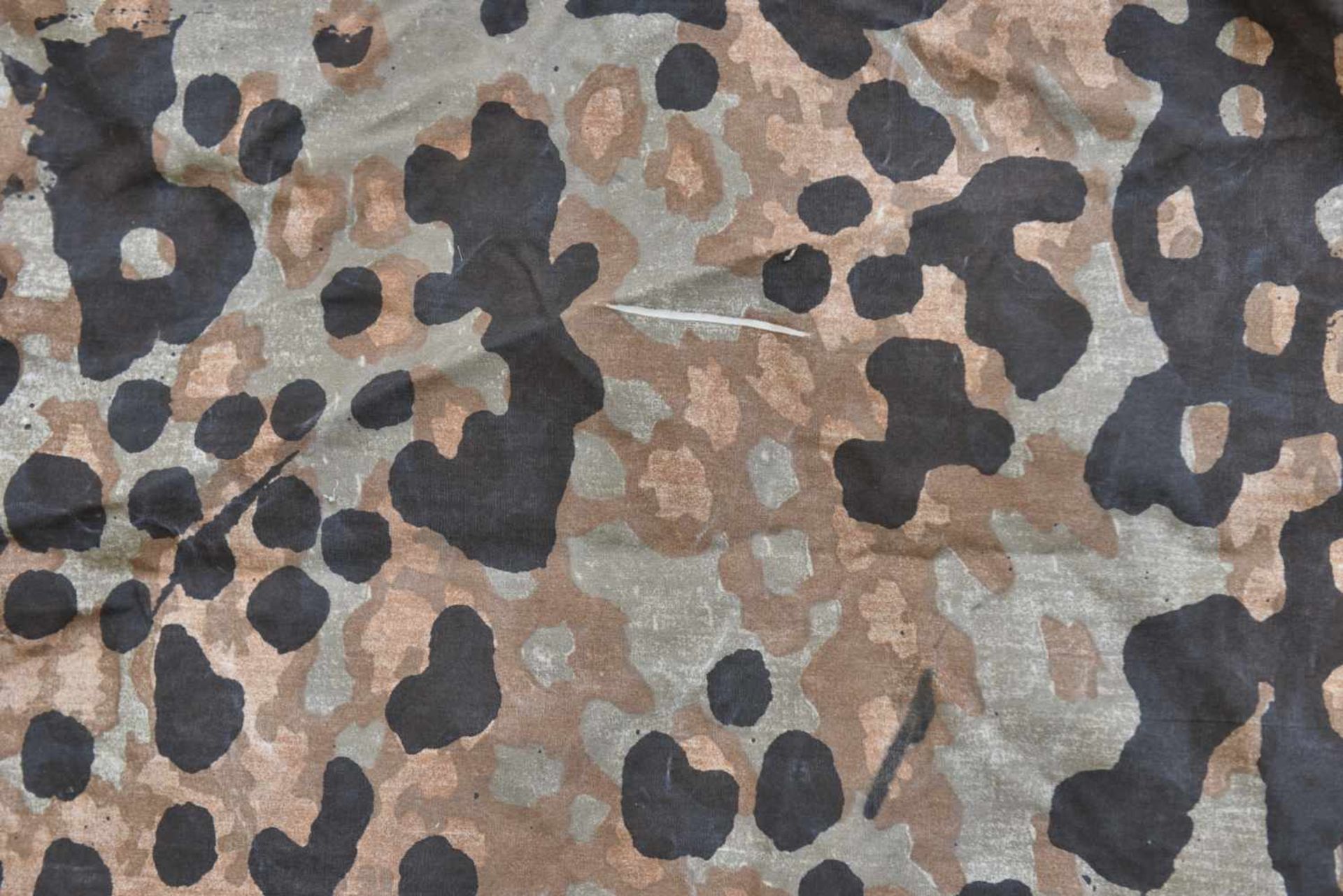 Toile de tente de la Waffen SS numéro 4 Camouflage été et automne, coupon côté été marqué 4. - Bild 3 aus 4