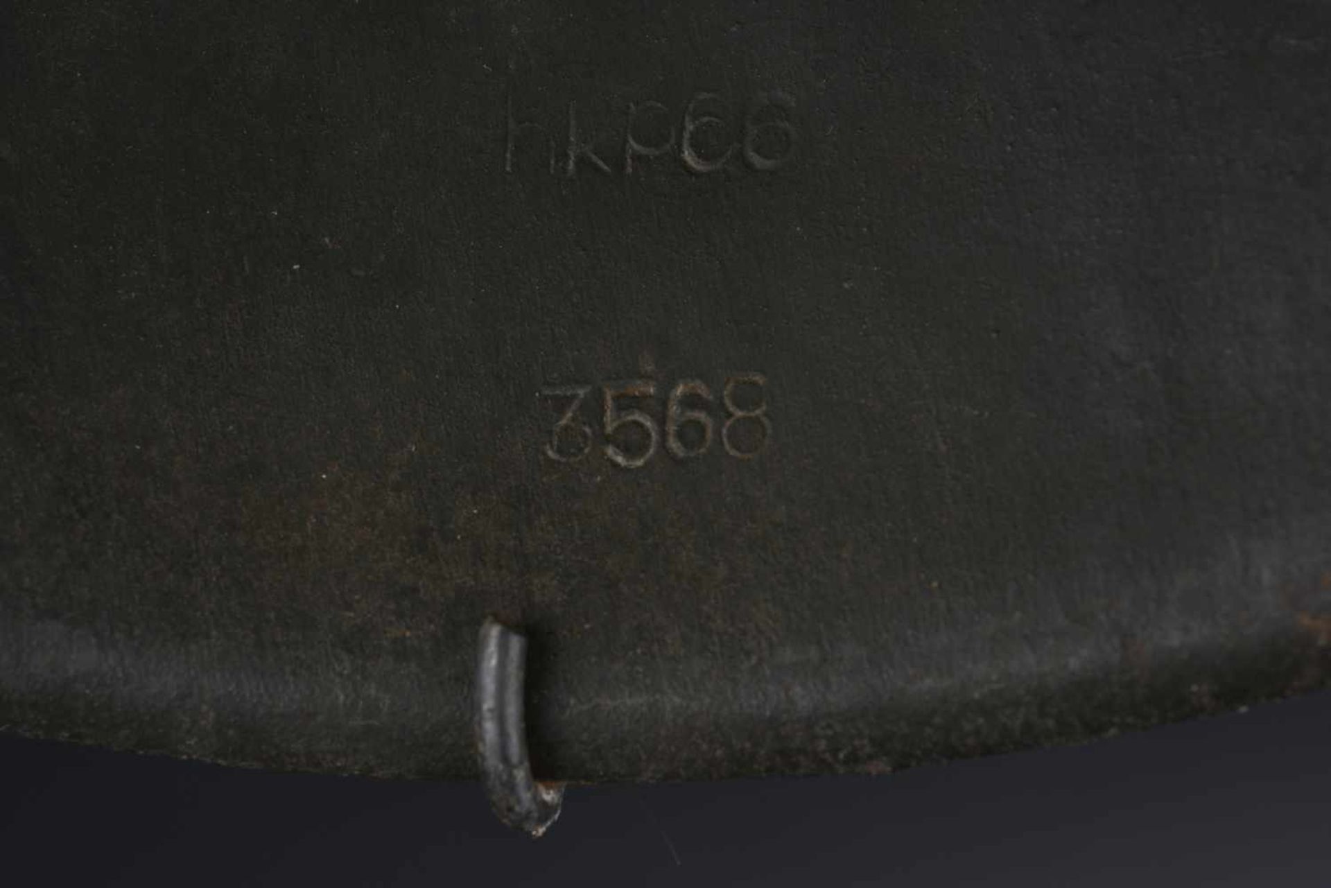 Casque de la Heer avec filet de camouflage Modèle 42, fabrication HKP 66, numéro de lot 3568. - Bild 4 aus 4