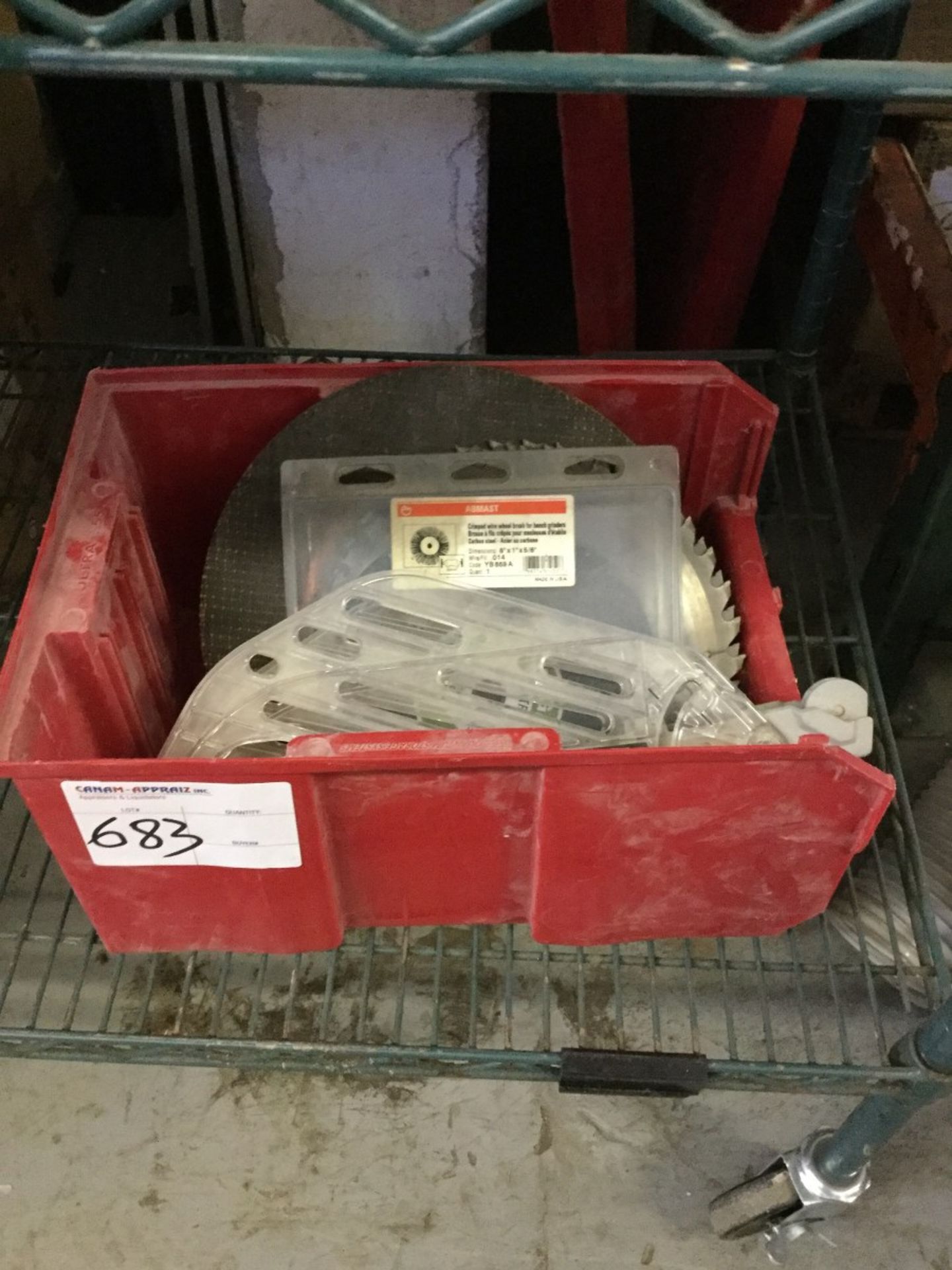 LOT OF SAW BLADES AND TOOLS - Image 2 of 2