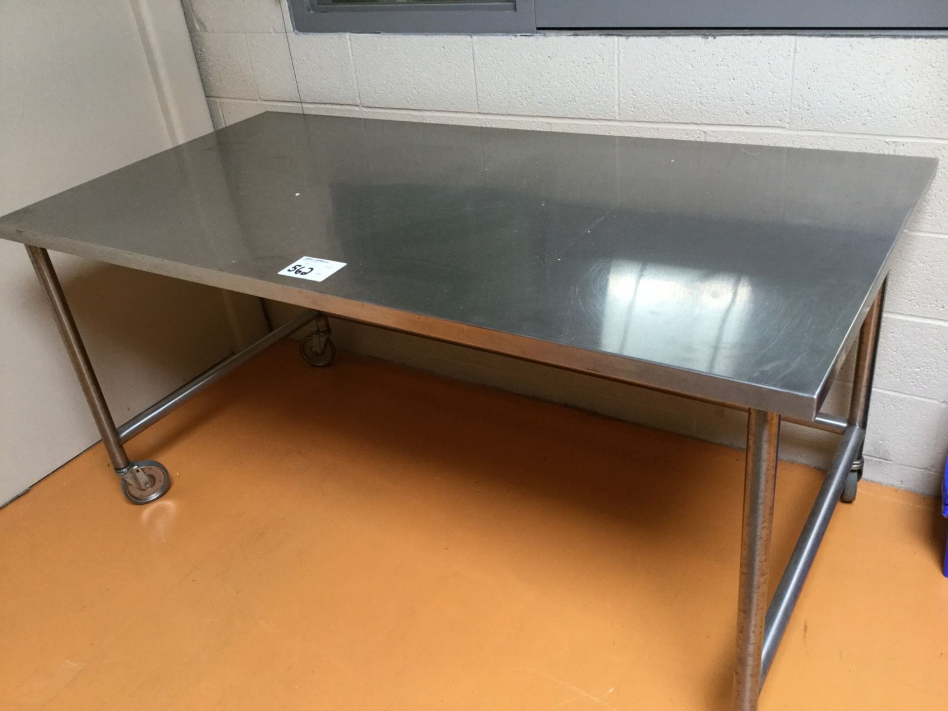 1 X STAINESS STEEL 5' X 3' TABLE W/ 360* CASTERS