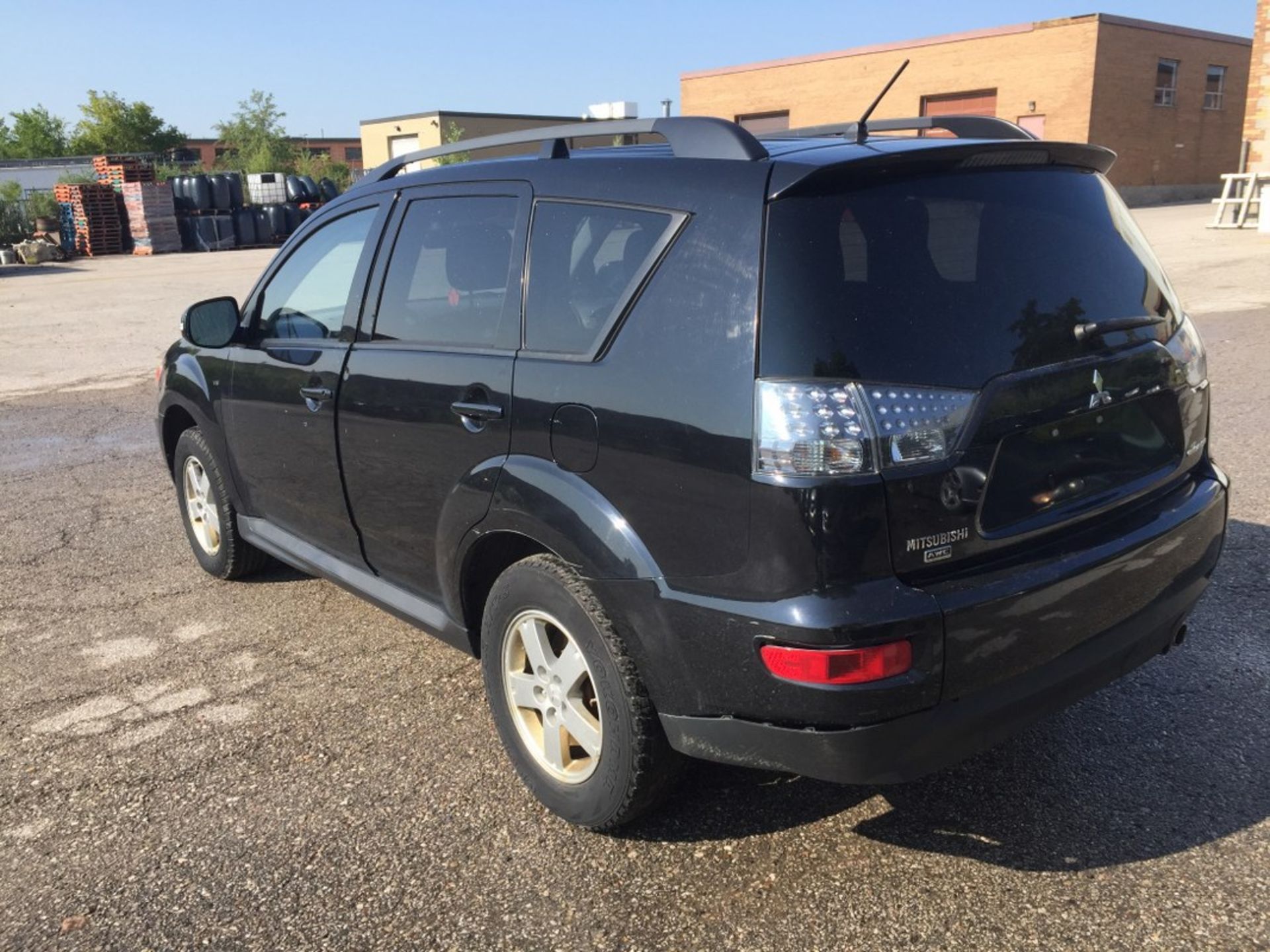 2012 MITSUBISHI OUTLANDER SE - W/ 231,082KM - Image 5 of 13