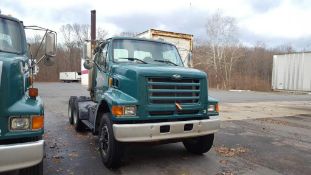 2002 Sterling LT 9501tractor with Cummins N14-435 Diesel motor, Eaton Fuller 10 spd trans, Sterling