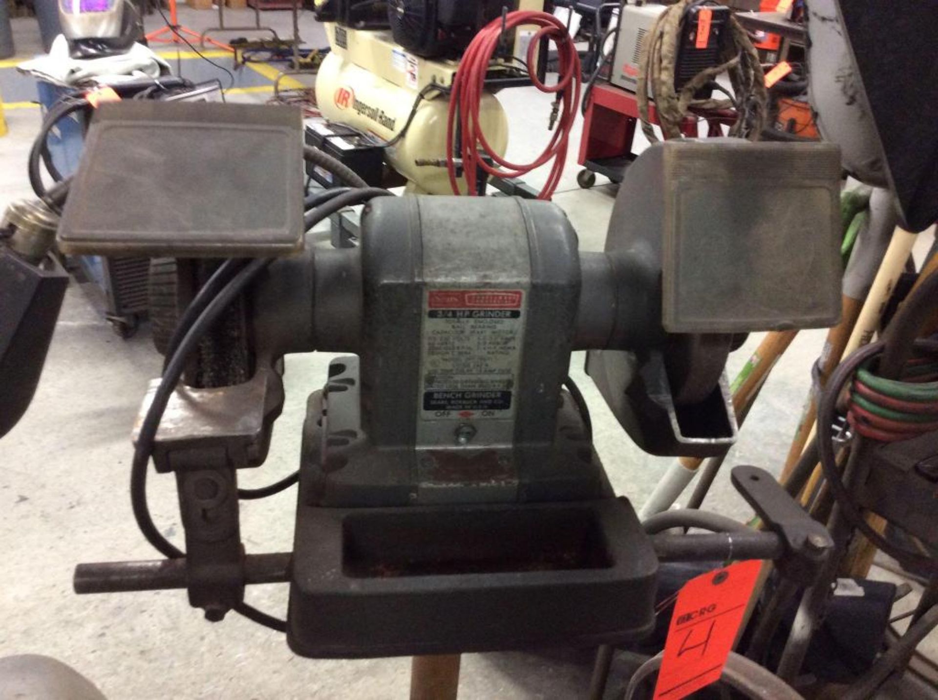 Lot contains (1) Lincoln AC/DC 225/125 electric arc welder with leathers, and (1) Sears, m/n 397.196 - Image 4 of 5