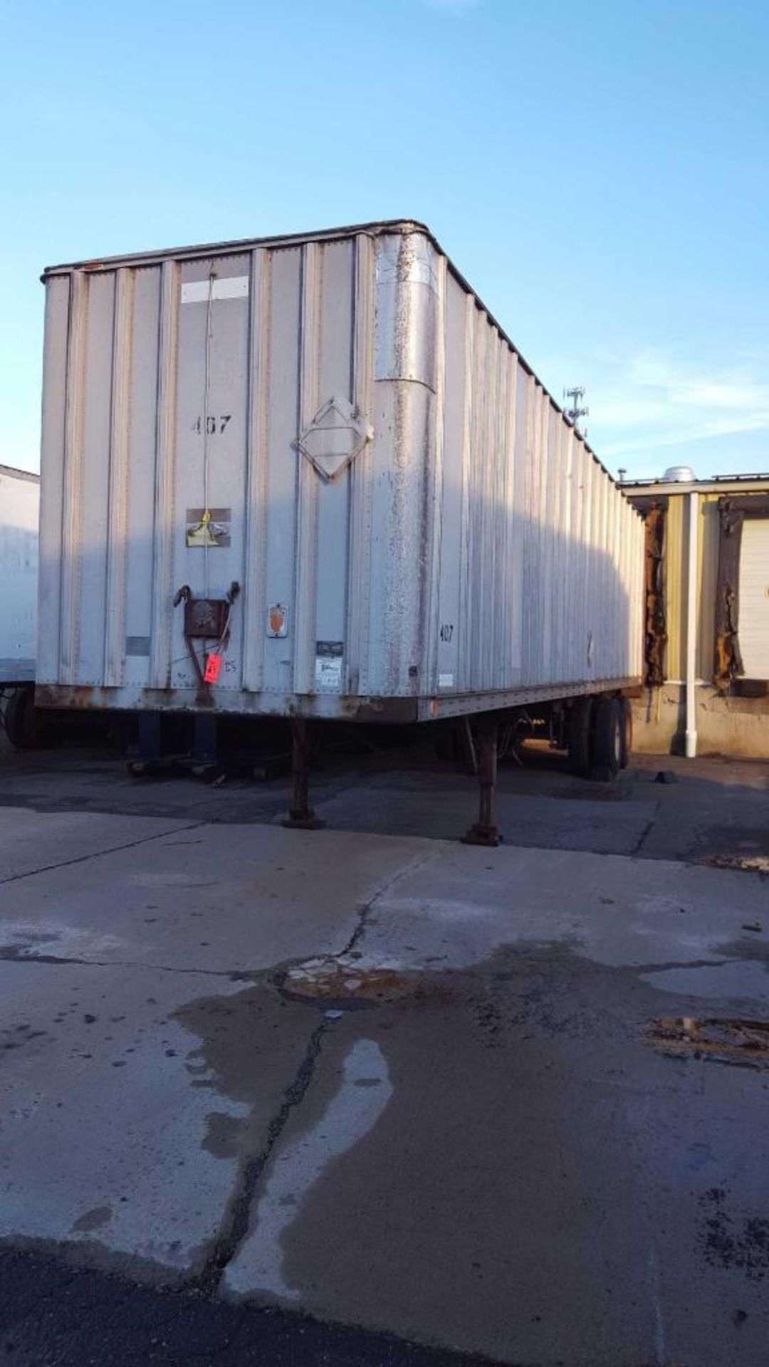 1974 Fruehauf tandem axle trailer, Model G6-52-40, 68,000 GVWR , Vin: HPS507658