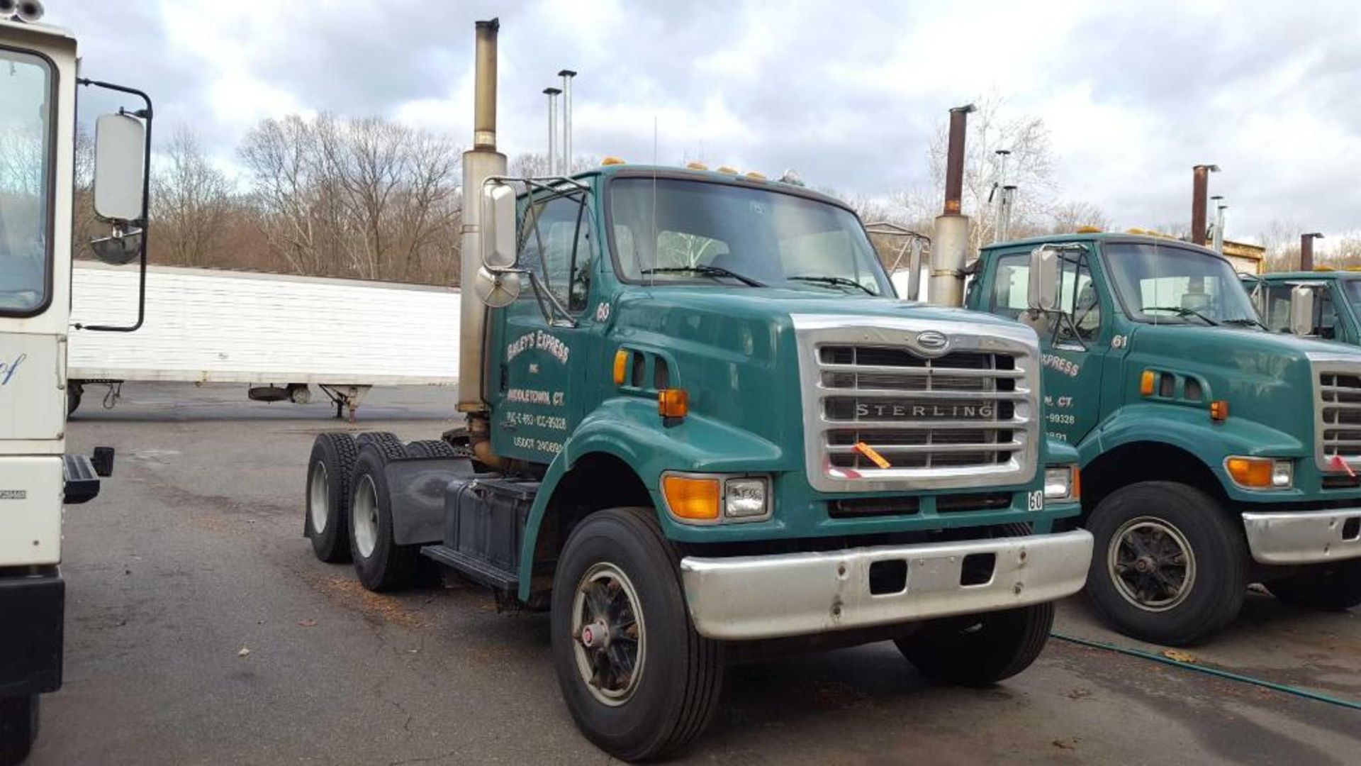 2000 Sterling LT 9501 tractor with Cummins N14-435 Diesel motor, Eaton Fuller 10 spd trans, Sterling