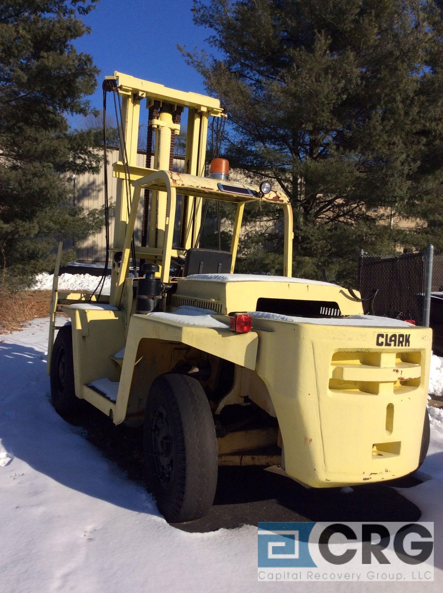 Clark CHY160-250, 25,000# capacity forklift, LPG powered, 2 stage mast, fork attachment, 8' forks, 6 - Image 4 of 4