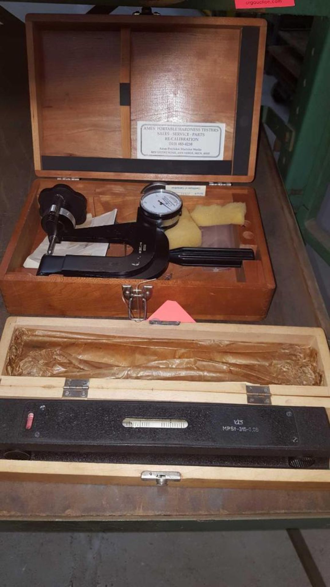 Ames portable hardness tester and level